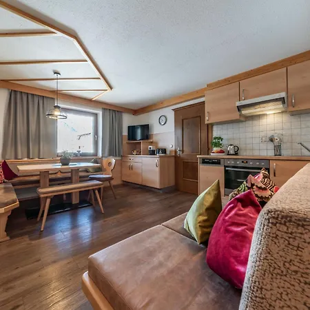 Haus Schoser By Interhome Daire Hippach