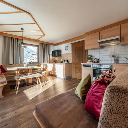 Appartamento Haus Schoser By Interhome
